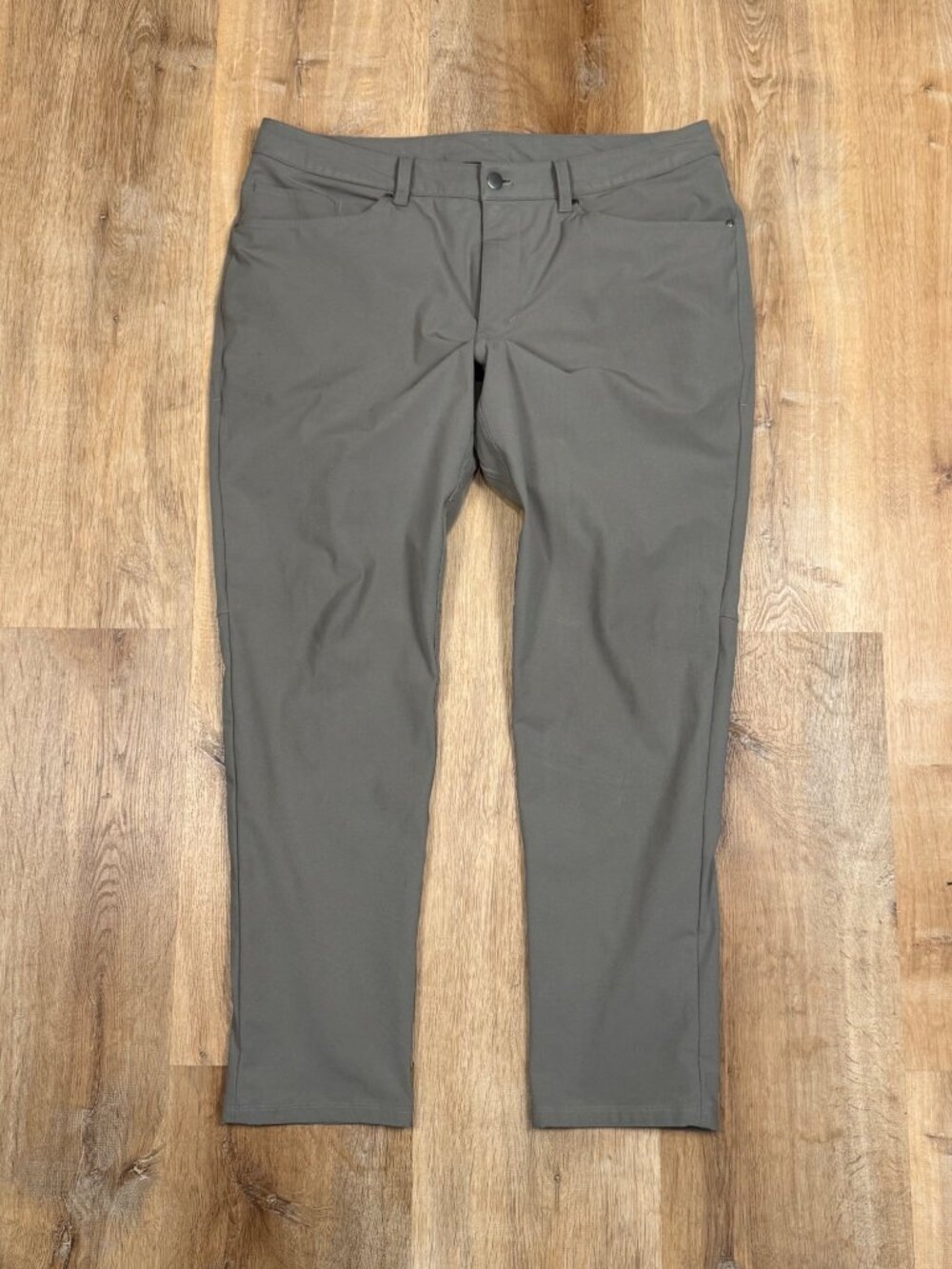 Lululemon Mens ABC Classic-Fit Pants 35" Waist Gray Stretch Fabric